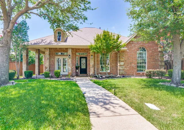 Photo 2 of Single family home for sale at 1453 Brittany Wy, Rockwall, TX 75087 | MLS# 21321807 | Listing updated on 2026-08-22