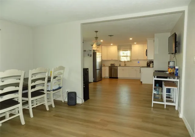 Photo 4 of Single family home for sale at 7821 Hood St, Fort Worth, TX 76135 | MLS# 21324178 | Listing updated on 2026-07-20