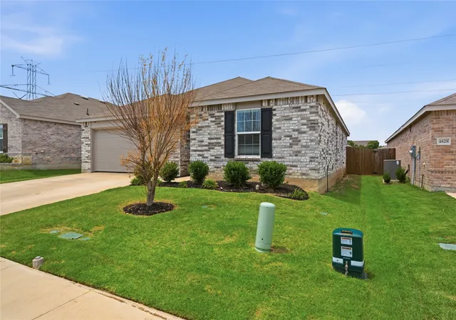 Photo 1 of Single family home for sale at 4632 Benham Dr, Crowley, TX 76036 | MLS# 21325853 | Listing updated on 2026-08-22