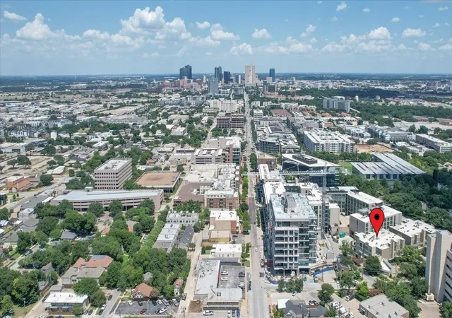 5th image of 3333 Darcy St #2102, Fort Worth, TX 76107 | MLS# 21325195