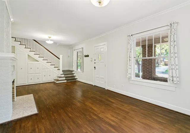 Photo 4 of Single family home for sale at 2212 Lipscomb St, Fort Worth, TX 76110 | MLS# 21325906 | Listing updated on 2026-07-09