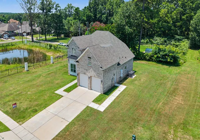image of 9288 Humble St, Shreveport, LA 71106 | MLS# 21325890