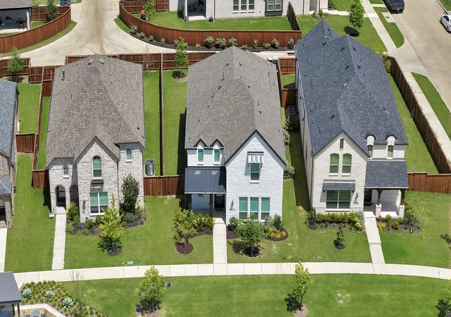 Photo 3 of Single family home for sale at 5012 Triadic Ln, Prosper, TX 75078 | MLS# 21315597 | Listing updated on 2026-08-22