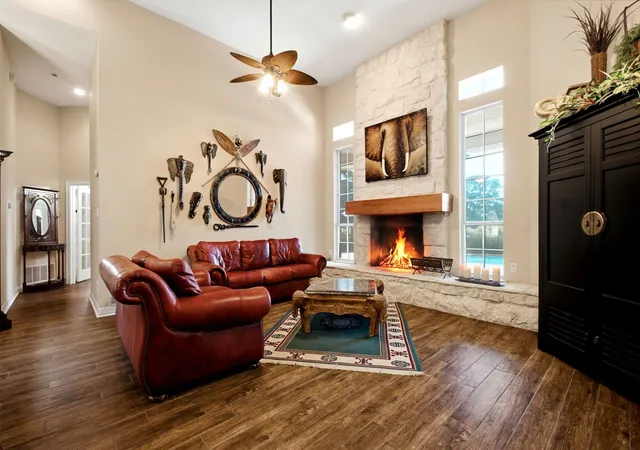 Photo 4 of Single family home for sale at 9439 Saint Johns Ct, Pilot Point, TX 76258 | MLS# 21306502 | Listing updated on 2026-10-05