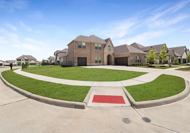 3rd image of 2908 Standing Tall Ct, Forney, TX 75126 | MLS# 21325936