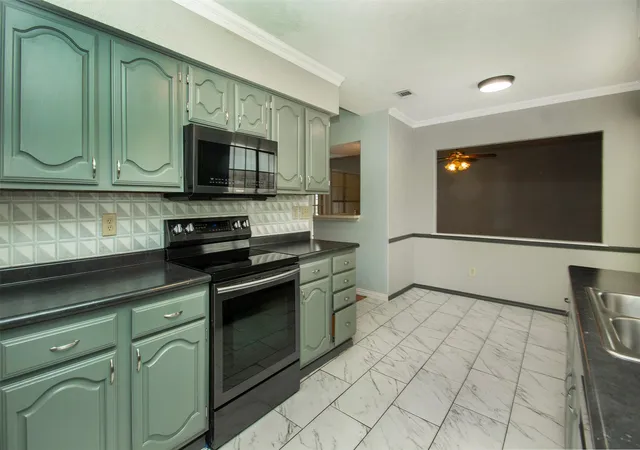 Photo 2 of Single family home for sale at 5738 Diana Dr, Garland, TX 75043 | MLS# 21295786 | Listing updated on 2026-08-22