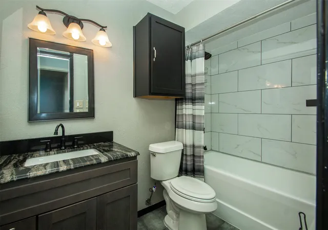 Photo 4 of Single family home for sale at 5738 Diana Dr, Garland, TX 75043 | MLS# 21295786 | Listing updated on 2026-08-22