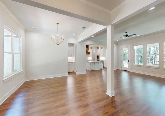 Photo 3 of Single family home for sale at 15337 Lakeside Dr, Tyler, TX 75707 | MLS# 21325696 | Listing updated on 2026-10-05