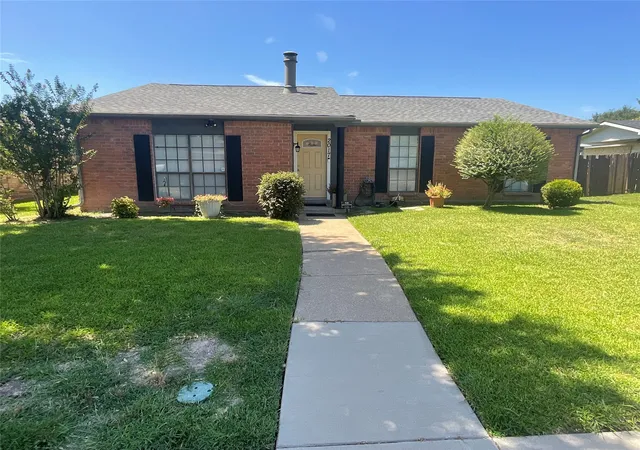 Photo 3 of Single family home for sale at 2017 Osage Trl, Grand Prairie, TX 75052 | MLS# 21323019 | Listing updated on 2026-08-22