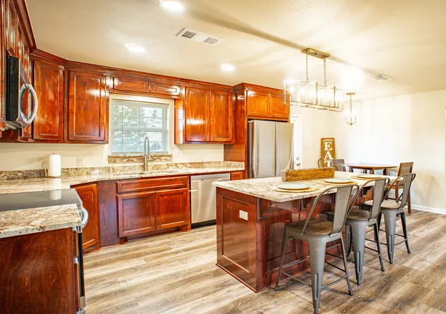 Photo 4 of Single family home for sale at 903 N Kaufman, Mexia, TX 76667 | MLS# 21317250 | Listing updated on 2026-09-01