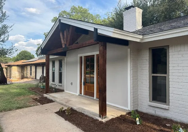 Photo 2 of Sale Pending at 1141 Henson Dr, Hurst, TX 76053 | MLS# 21325971 | Listing updated on 2026-08-29