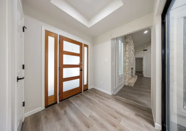 Photo 4 of Single family home for sale at 8557 Flint Falls Dr, Dallas, TX 75243 | MLS# 21318315 | Listing updated on 2026-08-23