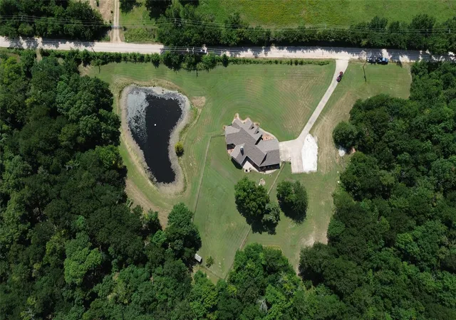 Photo 3 of Single family home for sale at 239 County Road 4105, Bonham, TX 75418 | MLS# 21326013 | Listing updated on 2026-08-22