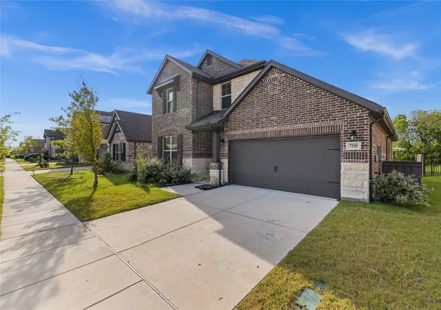 Photo 2 of Single family home for sale at 7150 Nandina Dr, Venus, TX 76084 | MLS# 21326035 | Listing updated on 2026-08-22