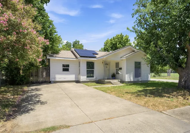 Single family home for sale at 1662 Birch St, Grand Prairie, TX 75050 | MLS# 21325581