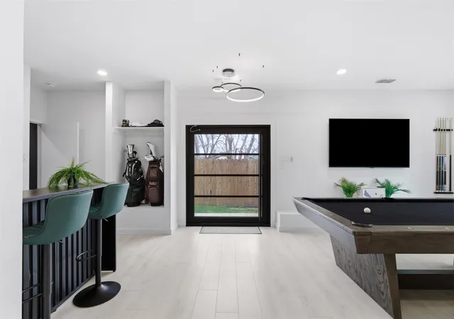 Photo 3 of Single family home for sale at 1810 Kraft St, Dallas, TX 75212 | MLS# 21326060 | Listing updated on 2026-08-22