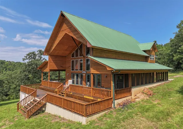 1st image of 252 County Road 2110, Atlanta, TX 75551 | MLS# 21326038