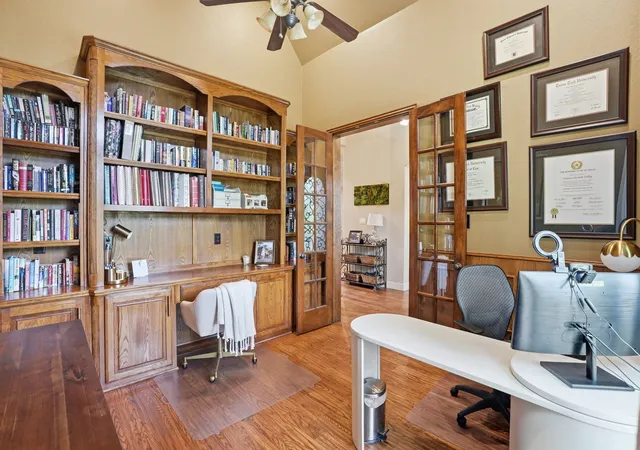 Photo 4 of Single family home for sale at 700 Briar Ridge Dr, Keller, TX 76248 | MLS# 21317249 | Listing updated on 2026-10-06