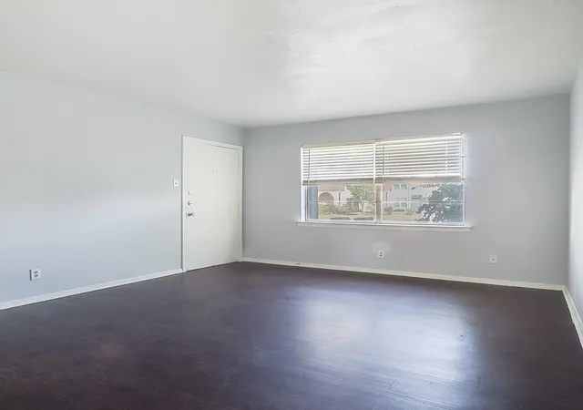 2nd image of 2725 Patricia Ln, Garland, TX 75041 | MLS# 21323869