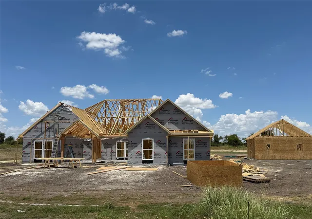 Homes for sale in Weatherford, TX | 2021 Collin St, Weatherford, TX 76085 | MLS# 21326004