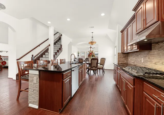 Photo 4 of Single family home for sale at 5729 New Castle Dr, Richardson, TX 75082 | MLS# 21325806 | Listing updated on 2026-09-19
