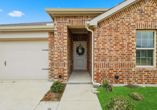 Photo 3 of Single family home for sale at 2416 Wildhaven Rd, Crandall, TX 75114 | MLS# 21326277 | Listing updated on 2026-08-22