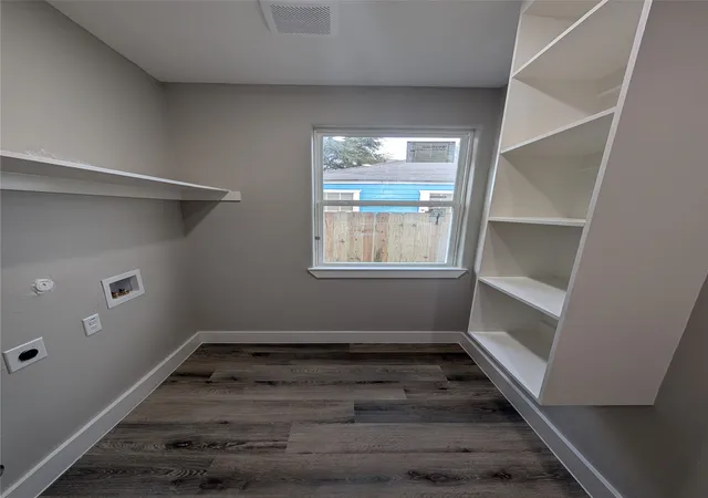 Photo 4 of Single family home for sale at 2631 Burger Ave, Dallas, TX 75215 | MLS# 21326288 | Listing updated on 2026-08-22