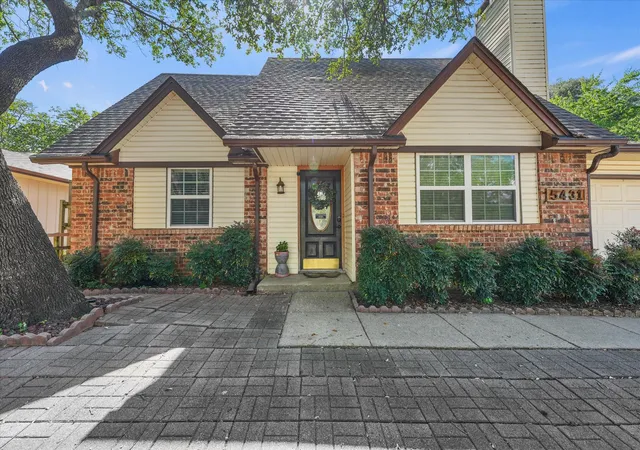 Single family home for sale at 5431 Kings Manor Dr, Lake Dallas, TX 75065 | MLS# 21323037