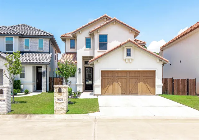 Photo 1 of Single family home for sale at 9036 Lakeside Dr, Fort Worth, TX 76179 | MLS# 21326305 | Listing updated on 2026-07-16