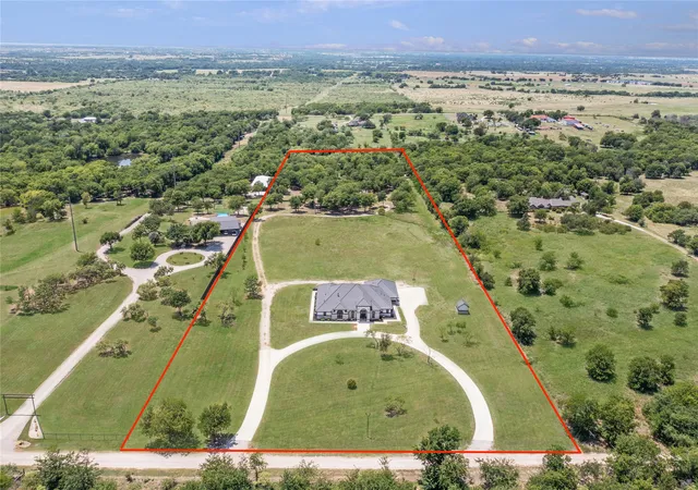 Photo 2 of Single family home for sale at 7381 Mesquite Rdg, Sanger, TX 76266 | MLS# 21325646 | Listing updated on 2026-08-22