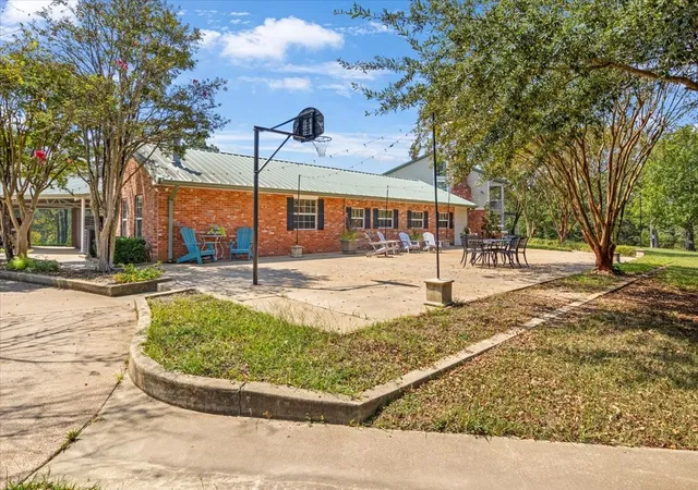 Photo 2 of Single family home for sale at 2027 Fm 779, Mineola, TX 75773 | MLS# 21326393 | Listing updated on 2026-10-02