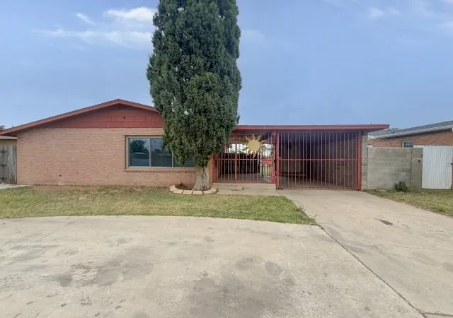 Photo 1 of Sale Pending at 1402 E 42nd St, Odessa, TX 79762 | MLS# 21326394 | Listing updated on 2026-10-03