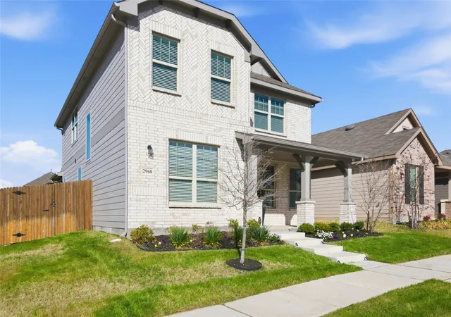 Photo 2 of Single family home for sale at 2960 Dixondale Dr, Fort Worth, TX 76108 | MLS# 21326438 | Listing updated on 2026-09-02