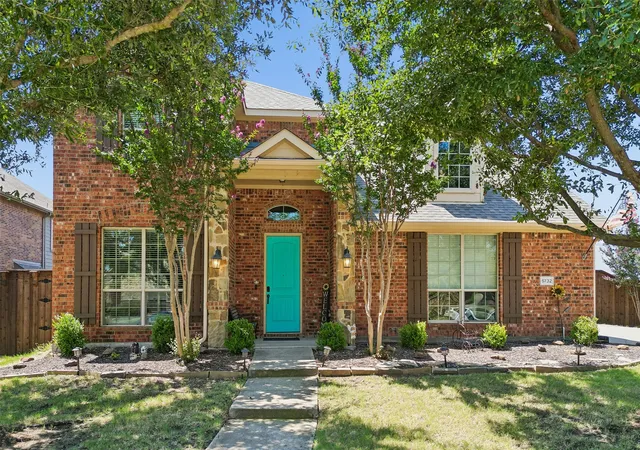 Photo 2 of Single family home for sale at 5732 Chateau Dr, Sachse, TX 75048 | MLS# 21326203 | Listing updated on 2026-08-22
