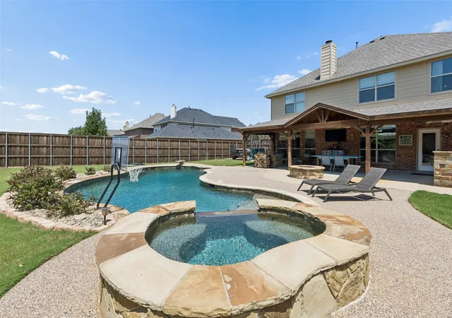 Photo 4 of Single family home for sale at 5732 Chateau Dr, Sachse, TX 75048 | MLS# 21326203 | Listing updated on 2026-08-22