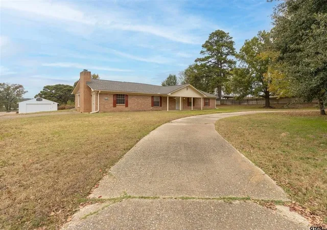 Photo 2 of Single family home for sale at 12654 County Road 192, Tyler, TX 75703 | MLS# 21325558 | Listing updated on 2026-07-09