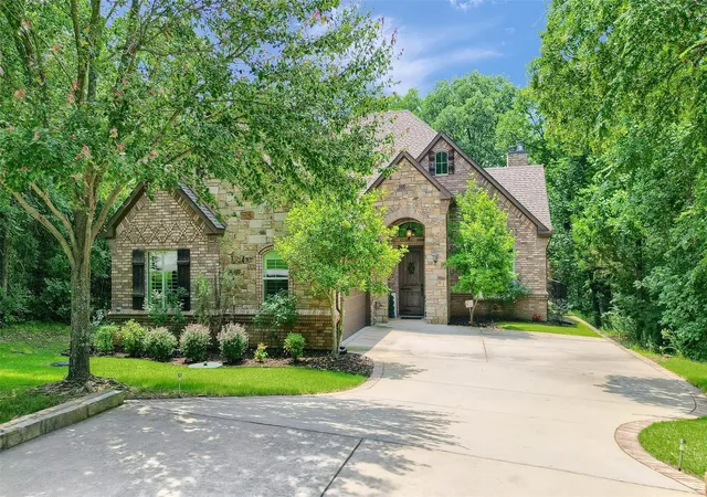 Photo 1 of Sale Pending at 360 Dublin Cir, Gordonville, TX 76245 | MLS# 21326205 | Listing updated on 2026-08-22