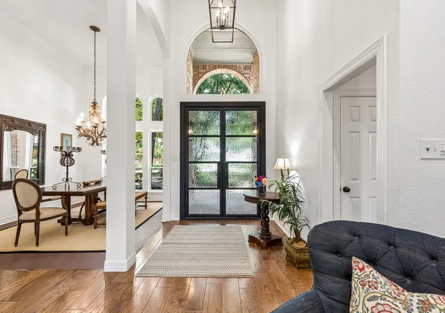 2nd image of 1000 Hidden Knoll Ct, Southlake, TX 76092 | MLS# 21324936