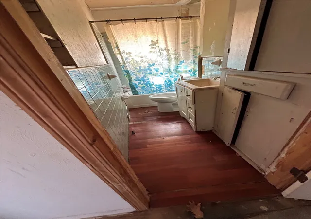 Photo 3 of Single family home for sale at 1116 S Catherine St, Terrell, TX 75160 | MLS# 21326507 | Listing updated on 2026-08-30