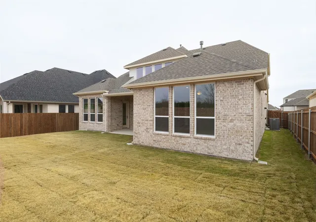 Photo 3 of Single family home for sale at 407 Sedgwick Dr, Royse City, TX 75189 | MLS# 21326526 | Listing updated on 2026-08-22
