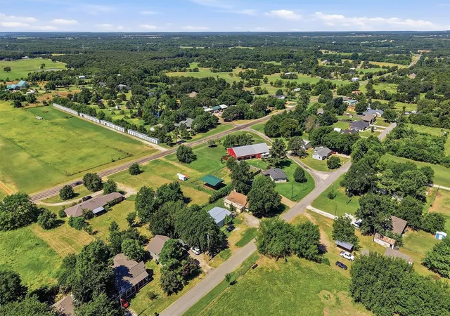 Photo 1 of Land for sale at 538 W Hughes St, Collinsville, TX 76233 | MLS# 21326518 | Listing updated on 2026-07-10