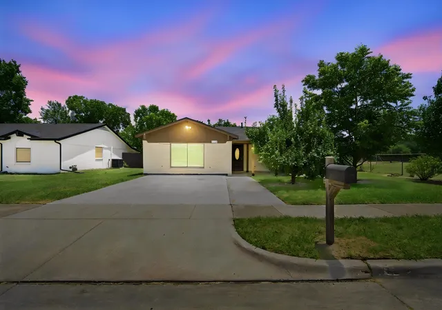 Photo 1 of Single family home for sale at 5420 Galway Ln, North Richland Hills, TX 76180 | MLS# 21326126 | Listing updated on 2026-08-22