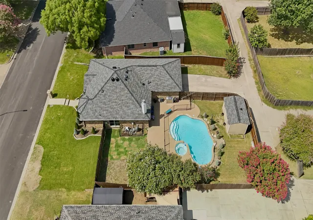 Photo 2 of Sale Pending at 405 Deauville Dr, Fort Worth, TX 76108 | MLS# 21317673 | Listing updated on 2026-07-27