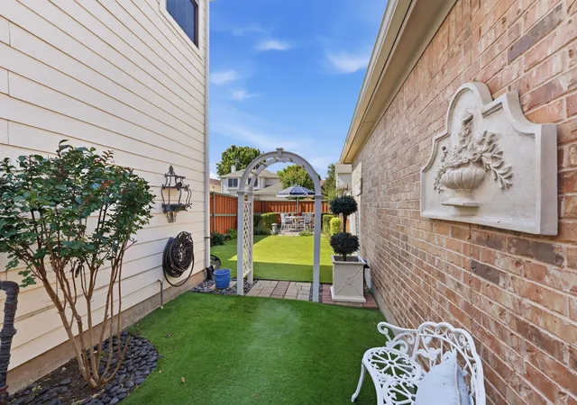 4th image of 2133 Broadstone Dr, Plano, TX 75025 | MLS# 21326467