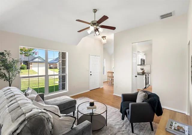 Photo 3 of Sale Pending at 620 Brenna Rd, Waxahachie, TX 75165 | MLS# 21299350 | Listing updated on 2026-08-27