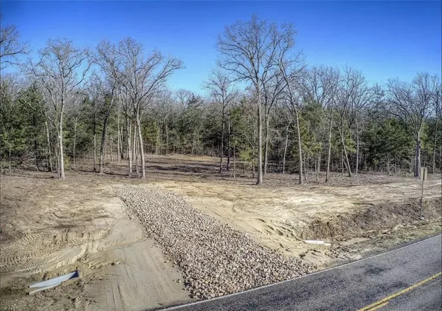 Photo 3 of Sale Pending at 7270 Fm 1567, Lone Oak, TX 75453 | MLS# 21326454 | Listing updated on 2026-08-28
