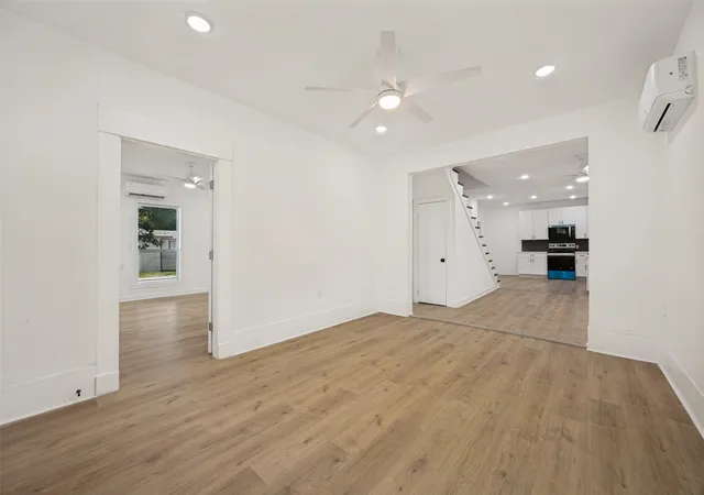 Photo 3 of Single family home for sale at 404 S Pearl St, Trenton, TX 75490 | MLS# 21324022 | Listing updated on 2026-07-10