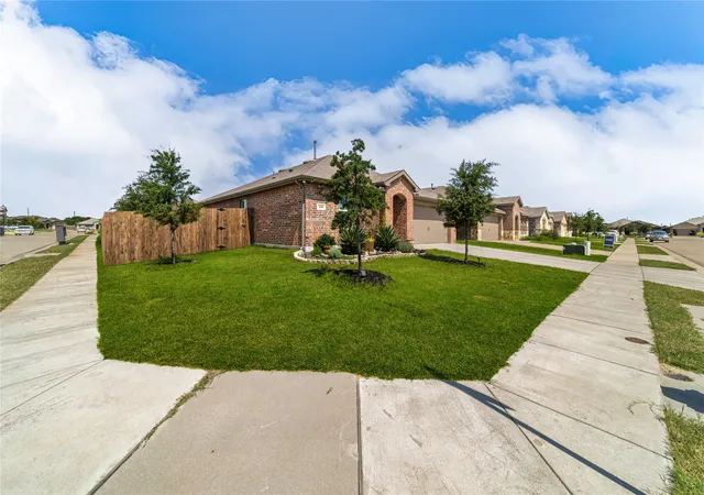 Photo 3 of Single family home for sale at 109 Clason, Royse City, TX 75189 | MLS# 21326643 | Listing updated on 2026-08-27