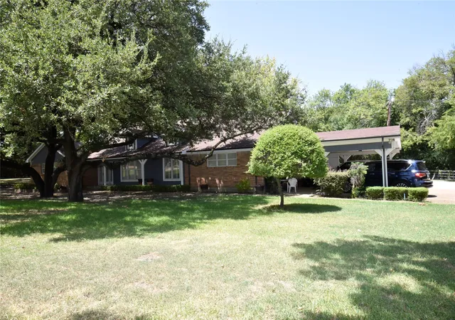 Photo 3 of Single family home for sale at 1329 S Belt Line Rd, Mesquite, TX 75149 | MLS# 21326656 | Listing updated on 2026-08-03