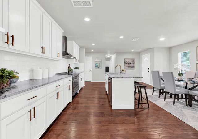 Photo 4 of Single family home for sale at 428 Shady Brook Dr, Richardson, TX 75080 | MLS# 21311509 | Listing updated on 2026-10-05